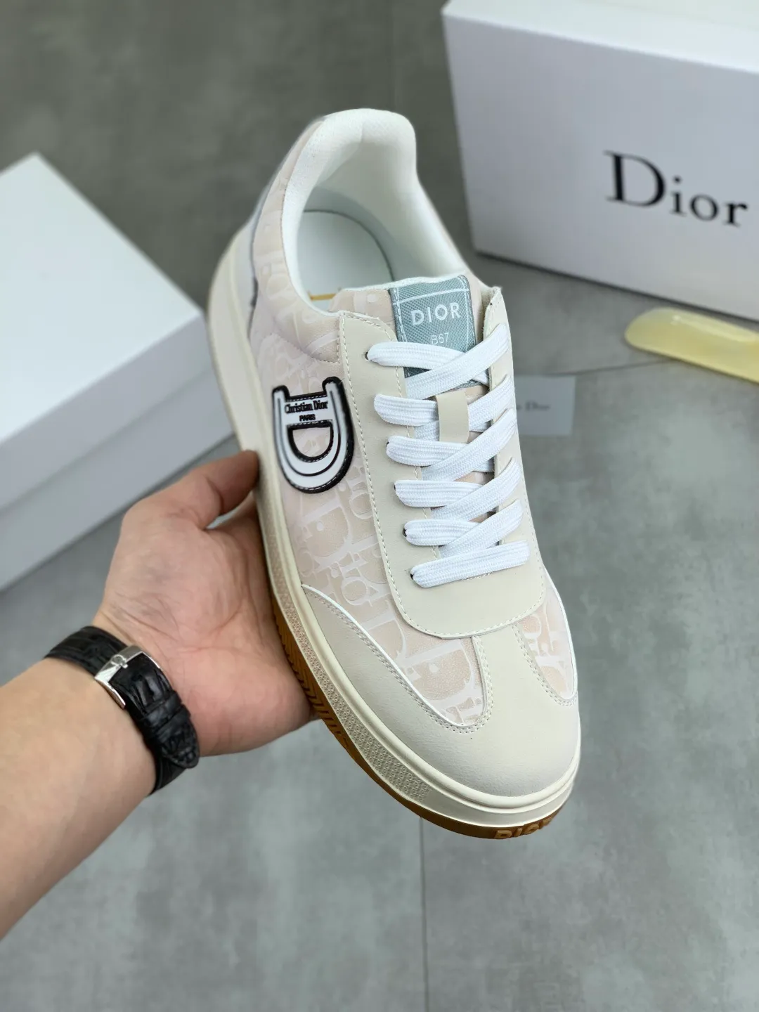 Men's Men's Shoes 💰P380 💰[New Style]🆘[Dior] 2025 Dior Original Lace-up Low-top Men's Shoes Classic casual shoes 🔥This model is the official flagship model with high quality and made by famous original designers. It is made of high-quality cowhide with original materials➕Comfortable and breathable mesh lining➕Pigskin insole. The perfect last shape and generous and fashionable design have attracted many consumers. Suitable for drivers to drive🚗. What you want is the highest quality in the market. Color: 4️⃣Color code number: 38--44 (45 customized)